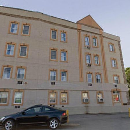Americas Best Value Inn Dearborn Zewnętrze zdjęcie