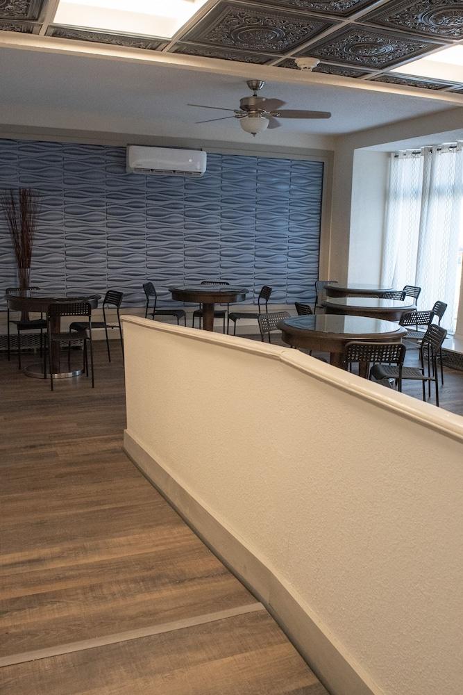 Americas Best Value Inn Dearborn Zewnętrze zdjęcie